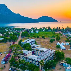 4* Hotel Adrasan Club