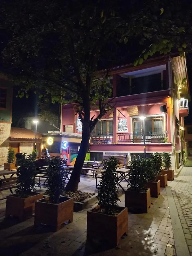 Berlin Hostel & Street Antalya