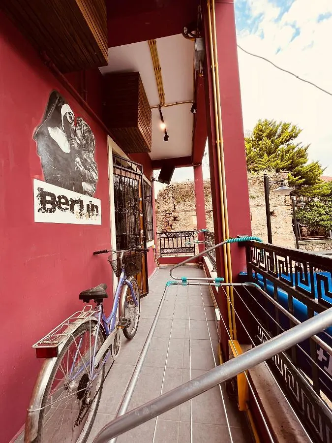 Berlin Hostel & Street Antalya