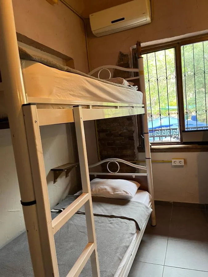 Berlin Hostel & Street Antalya